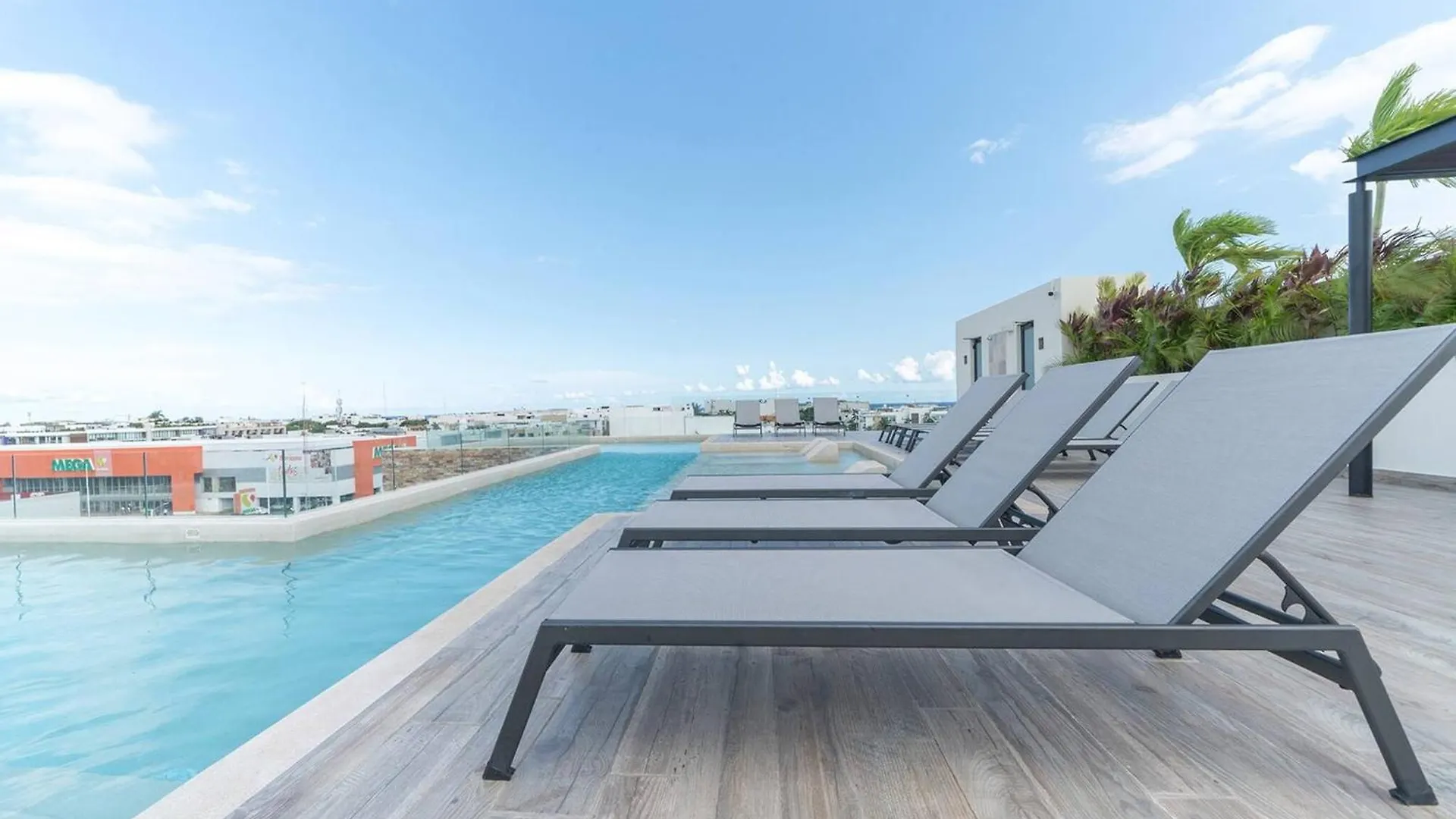 Appartamento Condo Verde Oasis - Central 2 Bedroom With Pool, Gym, Private Terrace - At Veranto Condos Playa del Carmen